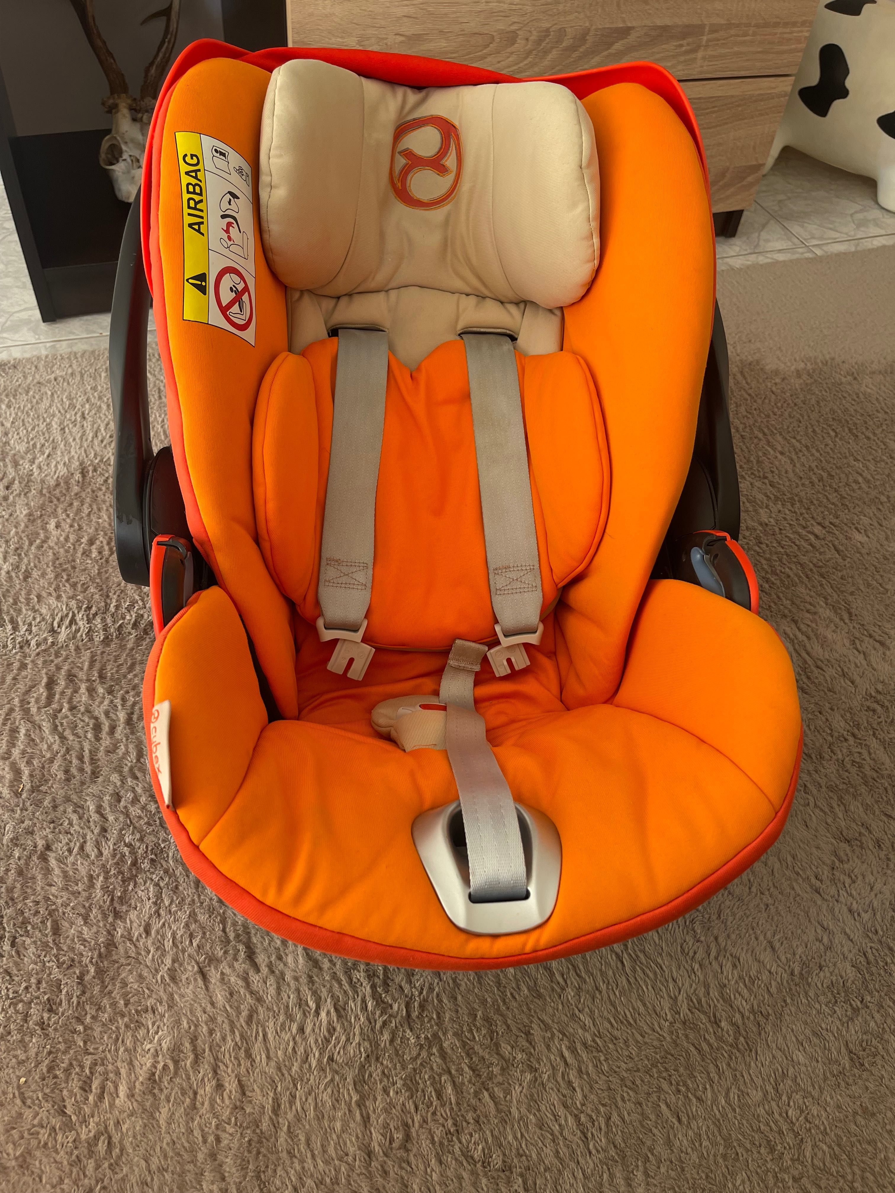 Столче за кола Cybex