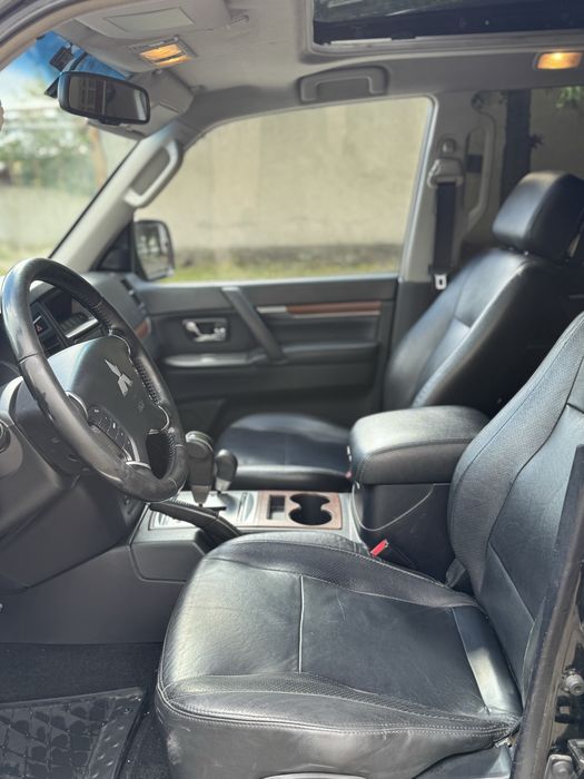 Mitsubishi Pajero V80 3.2d  Automat- Autoutilitara Overlanding