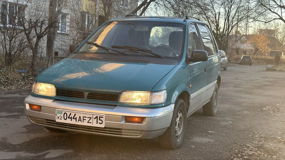 Mitsubishi spacerunner продам или обменяю