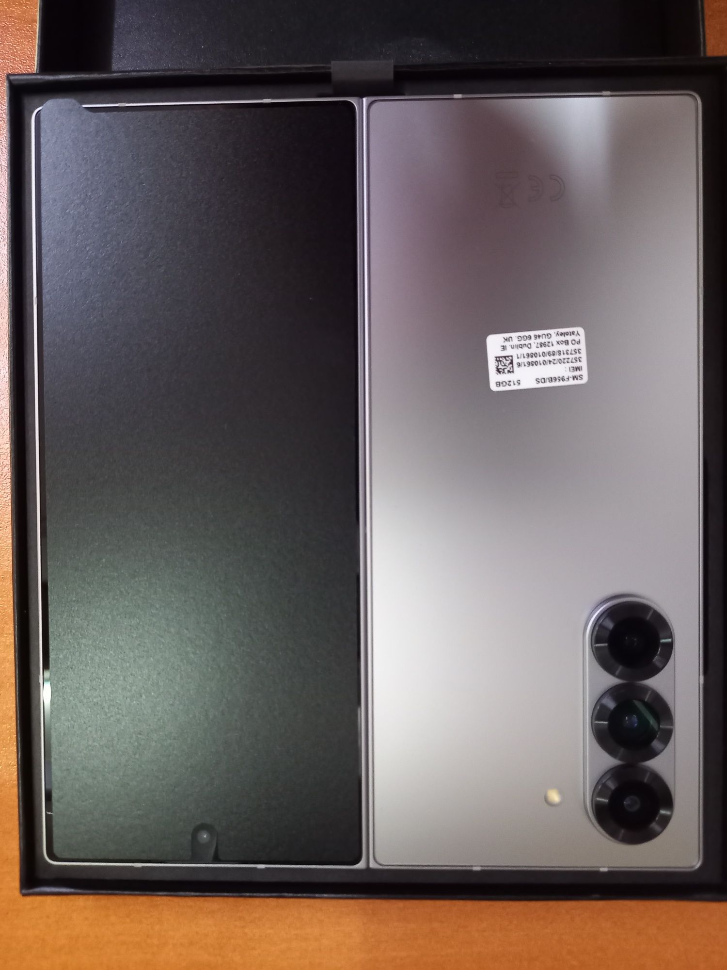 НОВ! Samsung Galaxy Z Fold 6 5G 512ZGB 12GB 2г. Гаранция!