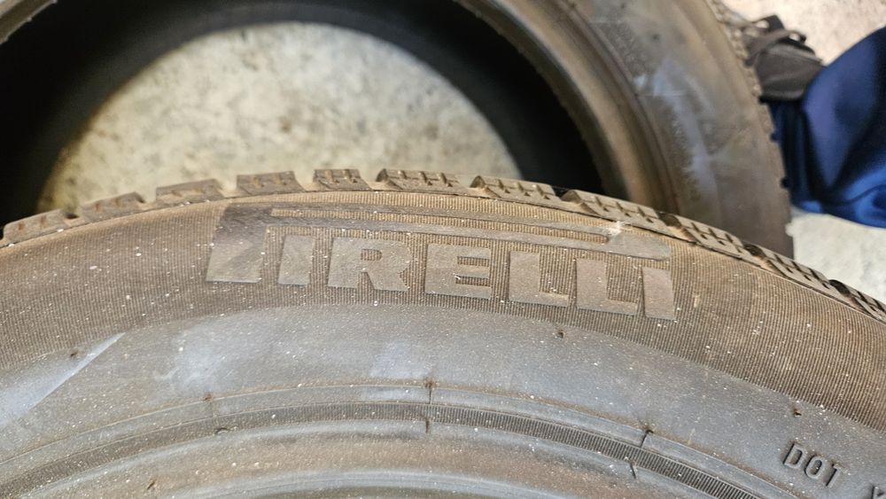 2бр гуми 205 55 16 пирели