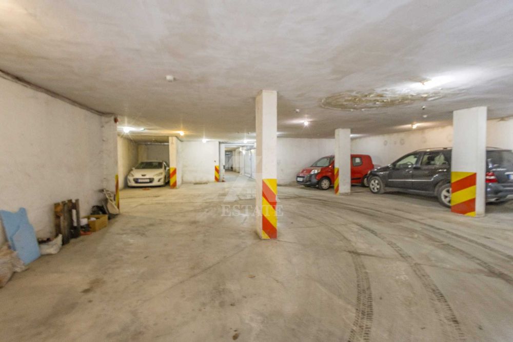 Продава луксозен 3- стаен апартамент в ж. к. Люлин 4