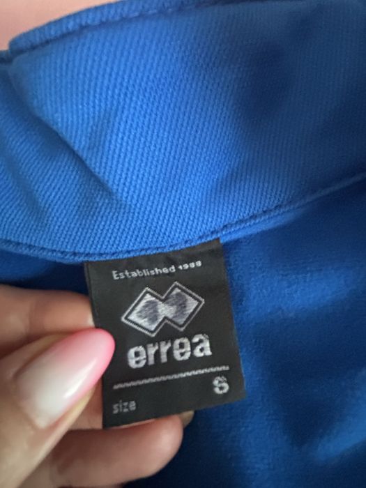 Trening Errea, original. Stare nou, fara eticheta. Marime S.