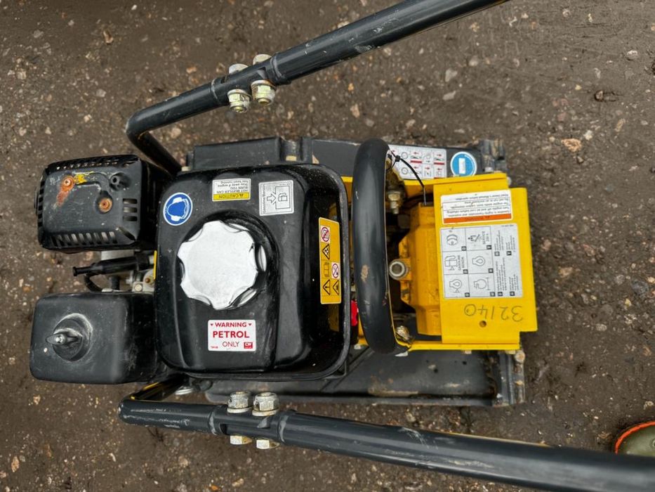 Placă compactoare BOMAG BVP 18/45- Honda GX160