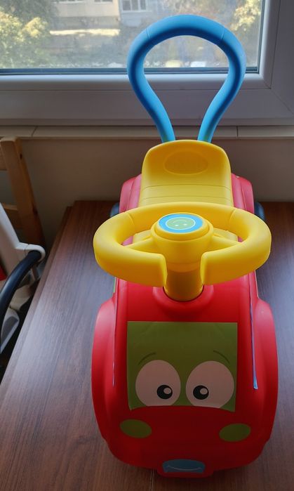 Количка за бутане и яздене