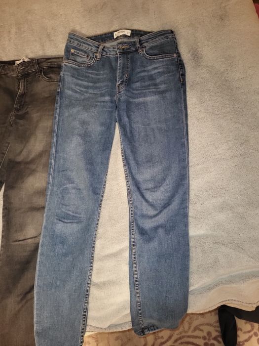 Vand lot de blugi marca Mango