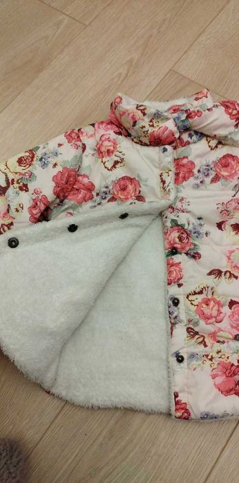 Зимно яке на цветя за момиче с пухена подплата