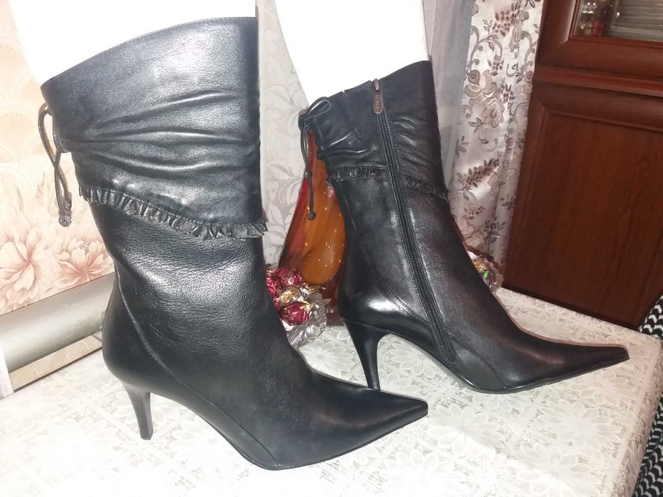 Сапоги демисезонные, кожаные, новые, р.40