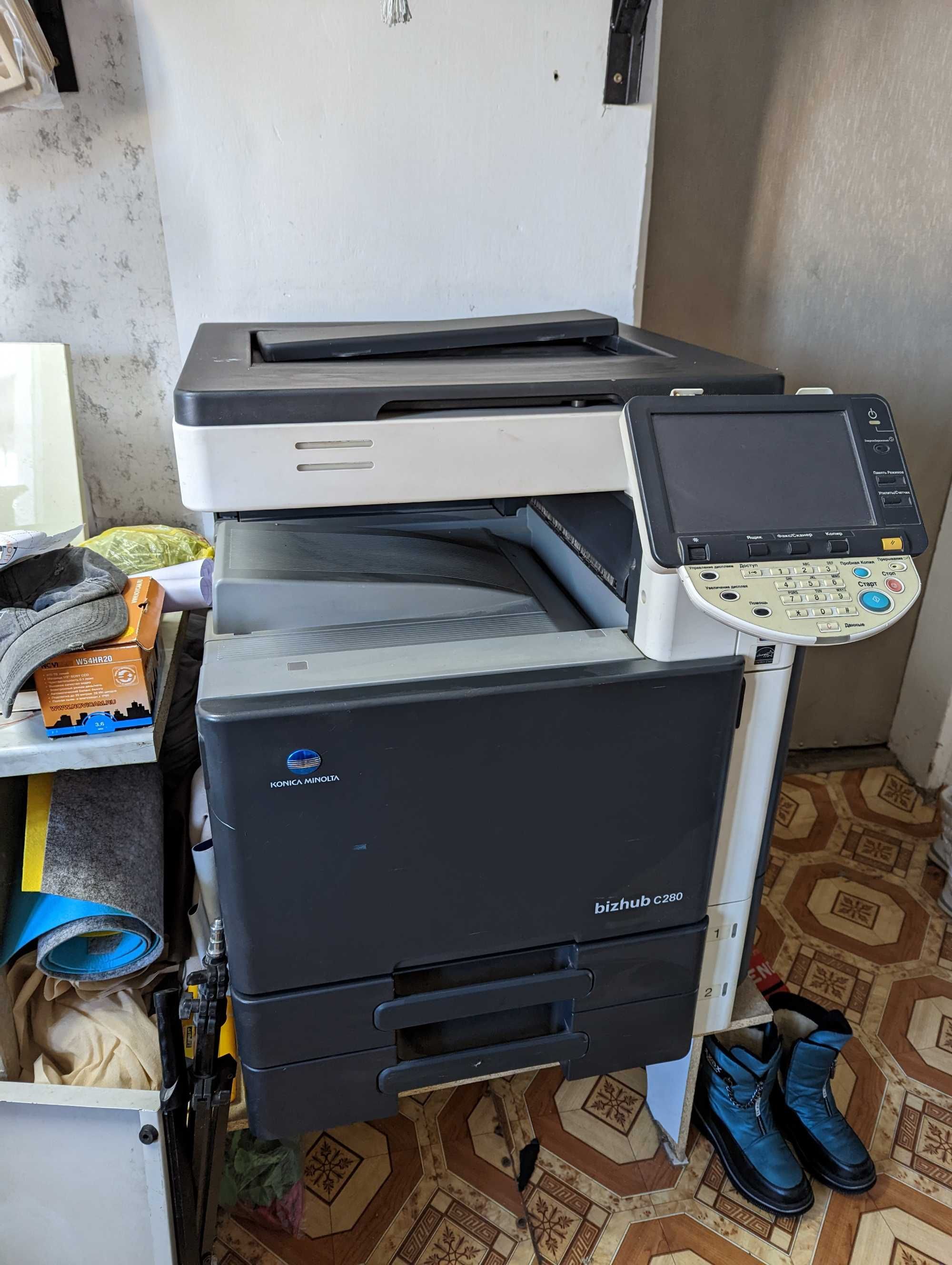 принтер Konica minolta