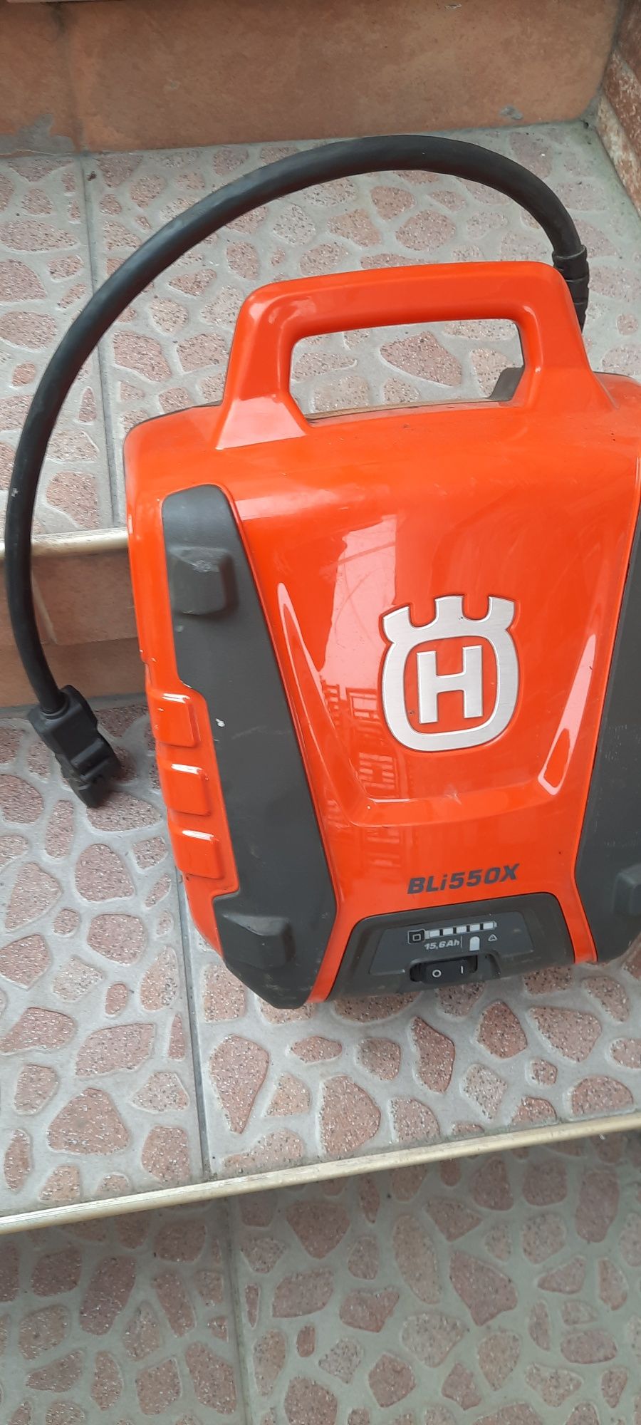 Husqvarna BLI550x 36VLi-on 16.5Amp/h  2022г.Батериен Грип