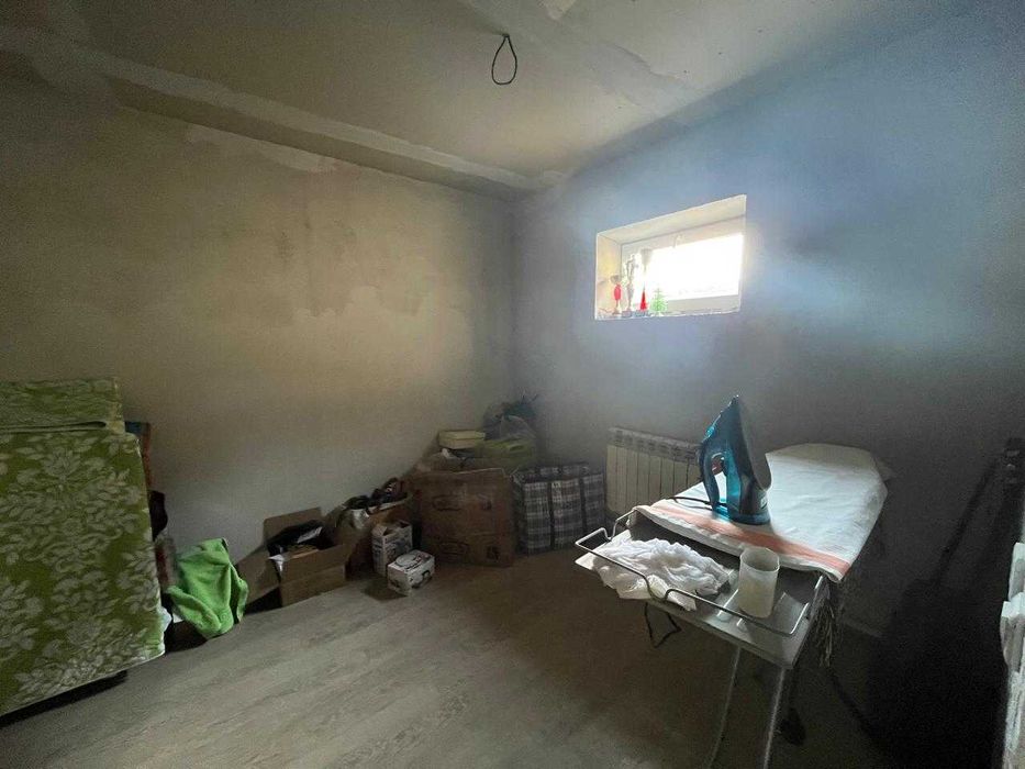 ДОМ в центре города в р-не Центр. офиса Народного Банка""