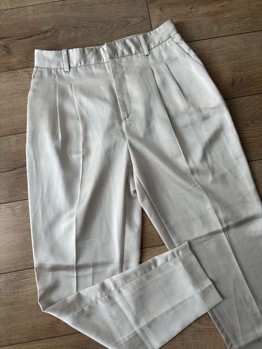 Pantaloni Zara din satin