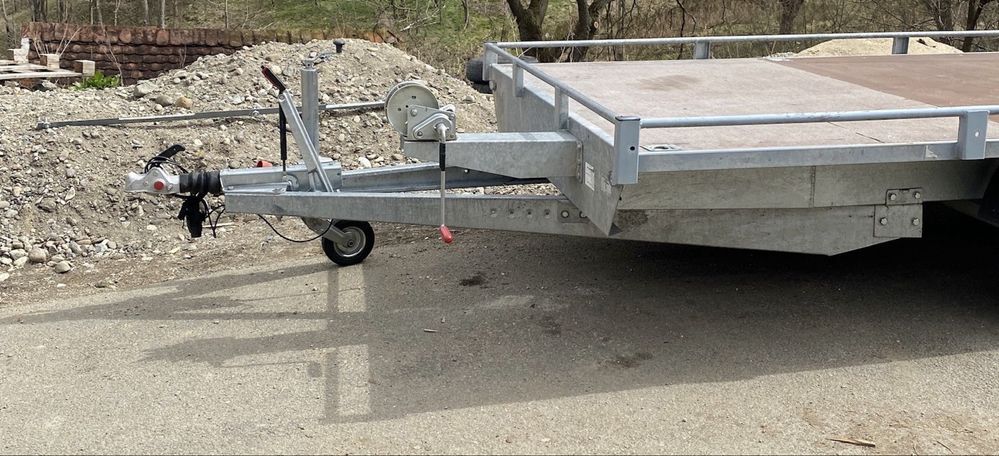Platforma auto NIEWIADOW 4mx2m  2700kg
