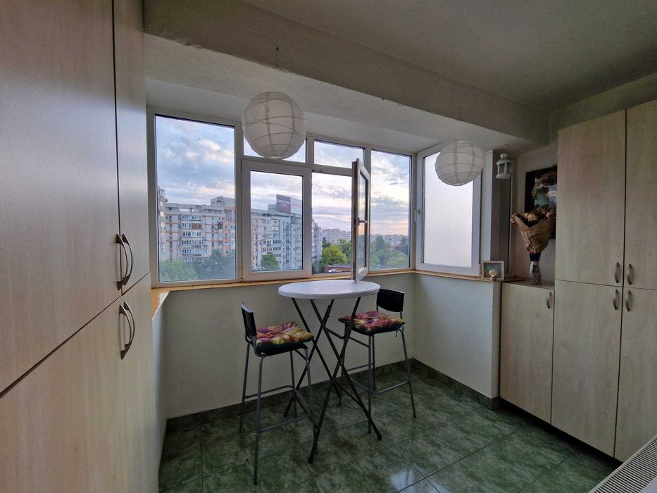 DRISTOR(METROU)-stradal, 3 cam, dec, 2 balc, 6/10, mobilat, 160000euro