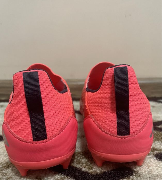 Детски футболни обувки Adidad