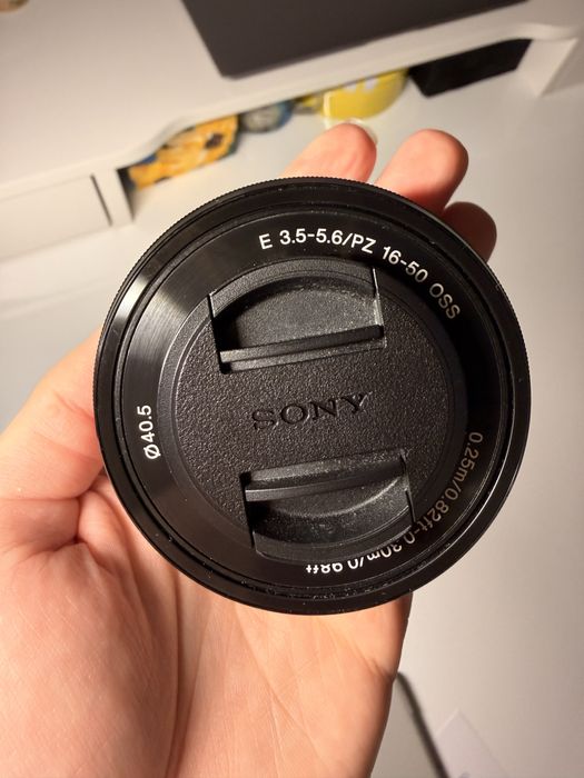 Obiectiv Sony E 16-50mm PZ OSS 3.5-5.6 – kit-lens, stare foarte bună