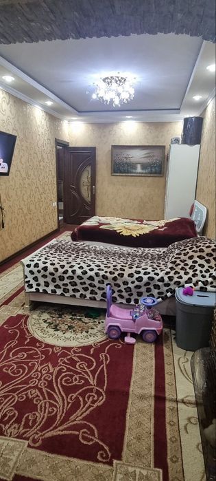 Продаётся квартира в Чиланзаре Ц квартал