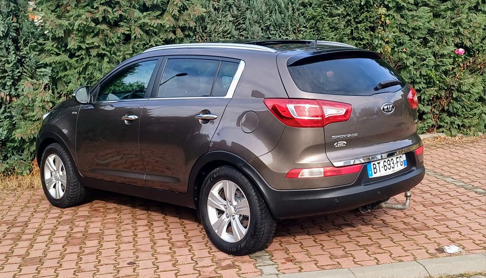 Kia Sportage 2.0 Crdi 4x4 ~ Panoramic ~ Camera~ Moka Brown