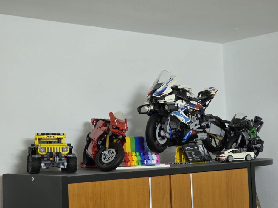 LEGO technic Ducati Panigale 42107