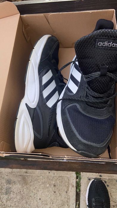 Adidasi diferite modele nr 42,5-43