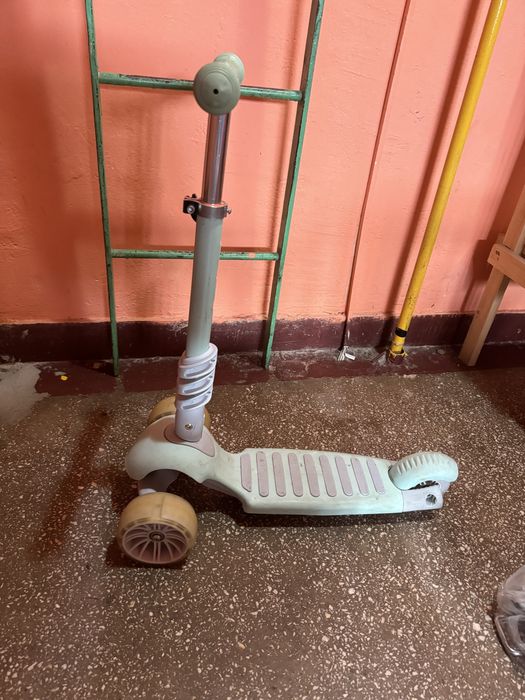 Trotineta de copii 3 in 1