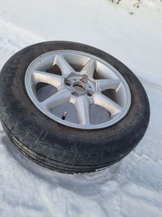 Запасное колесо с Фольксваген вента. Подходит на пассат. Гольф.
