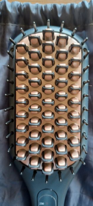 Електрическа четка за изправяне на Ремингтън