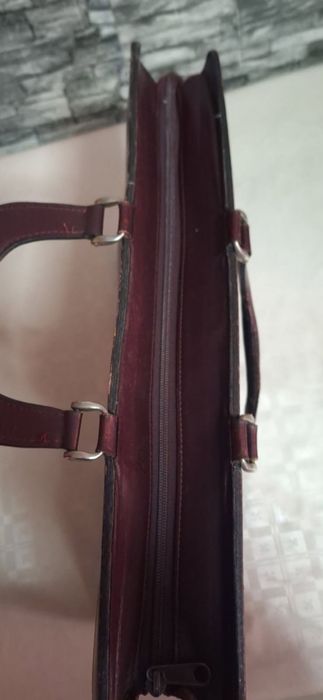 Servieta geanta barbateasca de mana vintage,piele naturala.