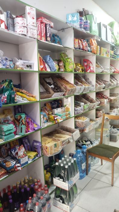 Таййор магазин прадухтаси билан