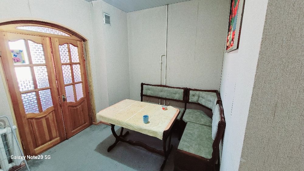 Yunusabod 9mavze Alfraganus oldida