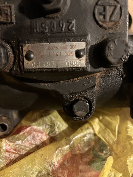 Рулевой редуктор БМВ е38