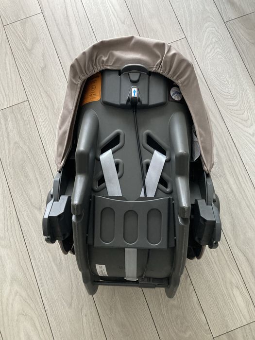 Scaun/Scoica auto Inglesina Huggy maxim 13 kg, bej, cu copertină