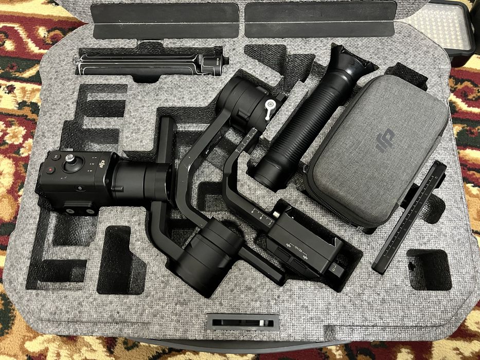 Canon Eos 6D komplekt Ronin sotiladi