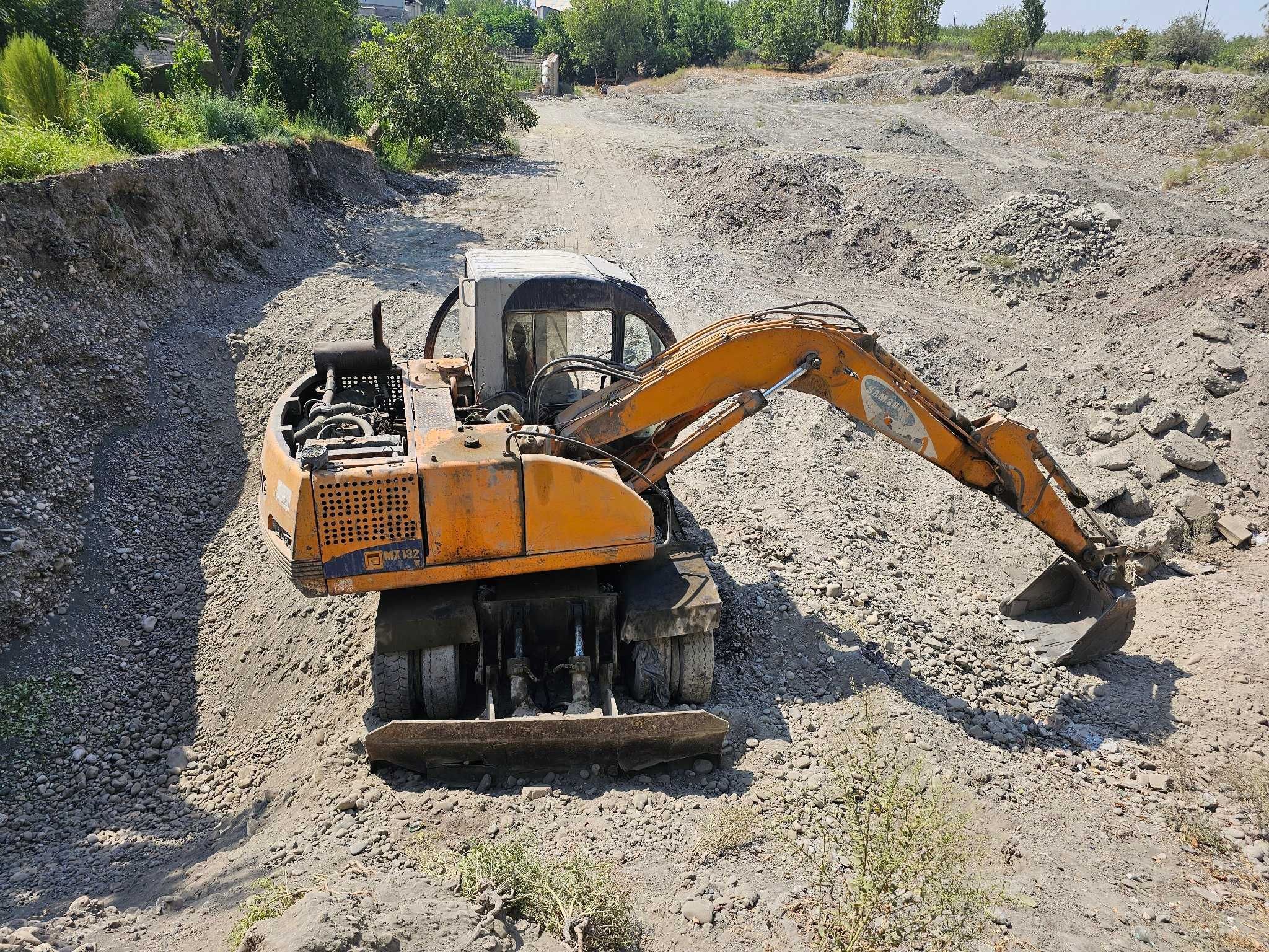 Самсунг 132 экскаватор