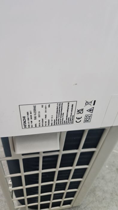 Aer conditionat 9000 btu -hitachi