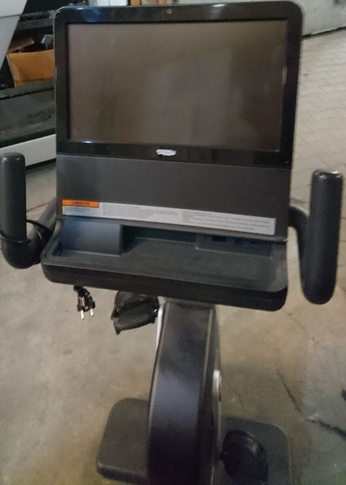 Кардио уред TechnoGym Artis Bike - велоаргометър