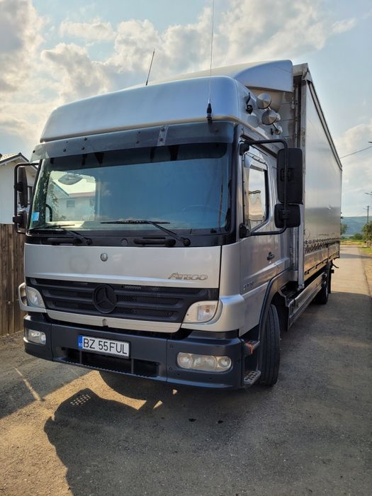 Dezmembrez mercedes Atego