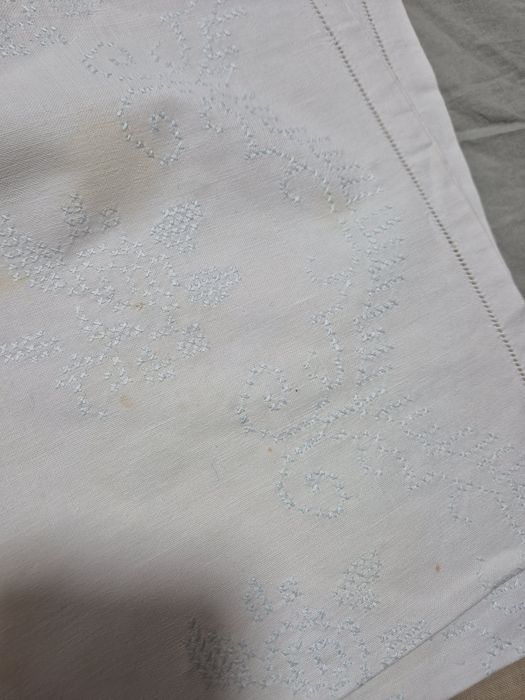 Fata masa ,cu defecte