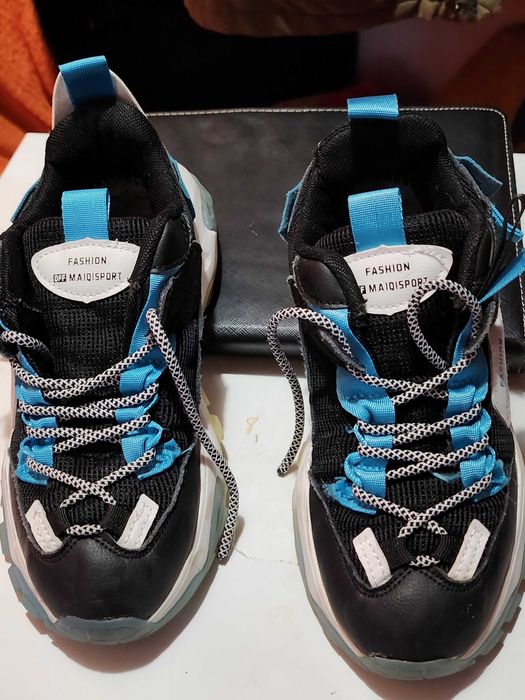 Adidas unisex Adidas unisex