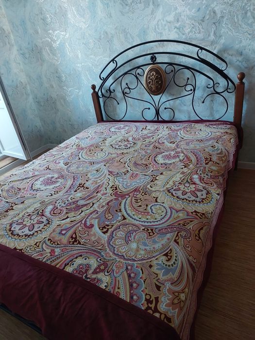 Продам кровать в хорошем состоянии