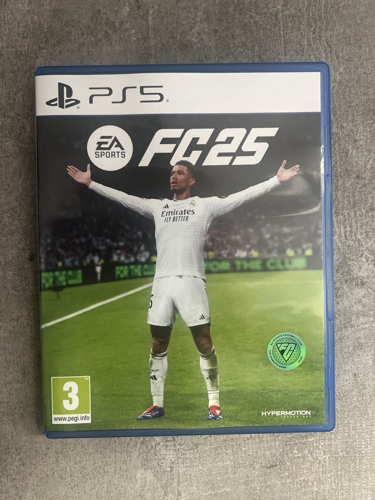 FC 25+ Подарък лимитирана метална кутия на Real Madrid PS5