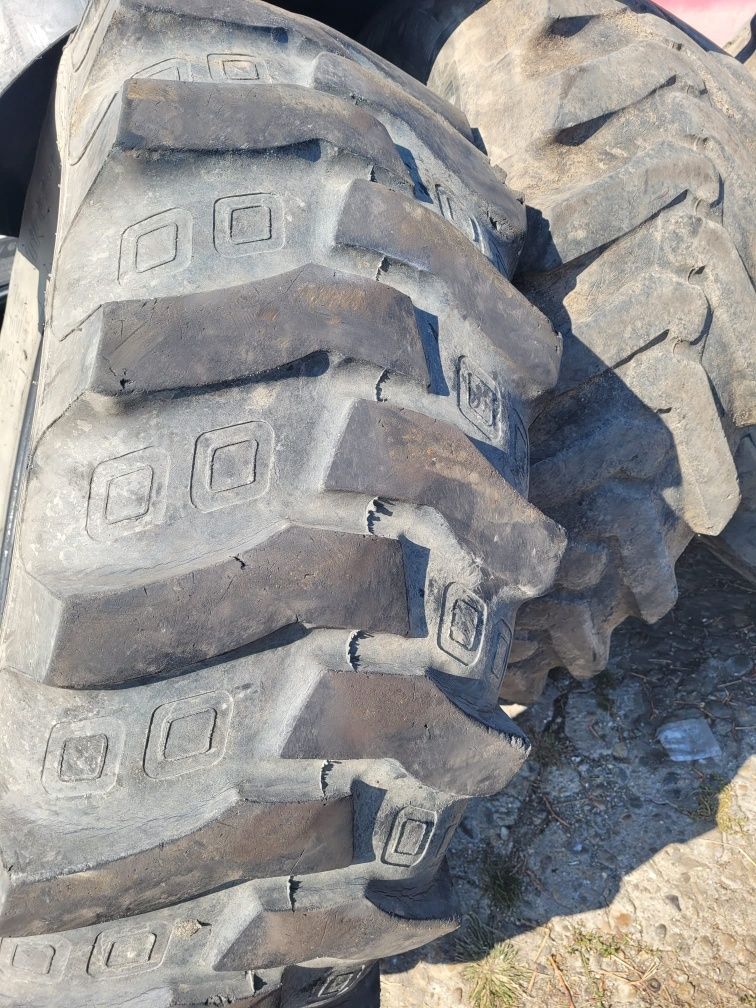 Anvelope buldoexcavator 12.5r20,16.9-28,18.4-26