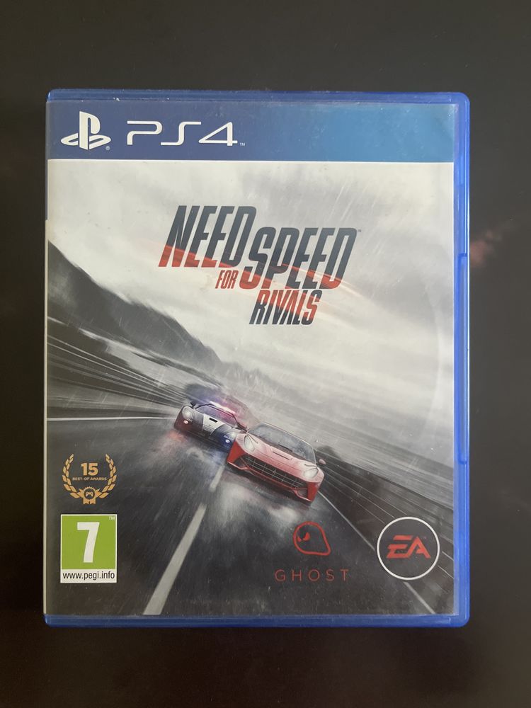 PlayStation 4 slim +4 игри