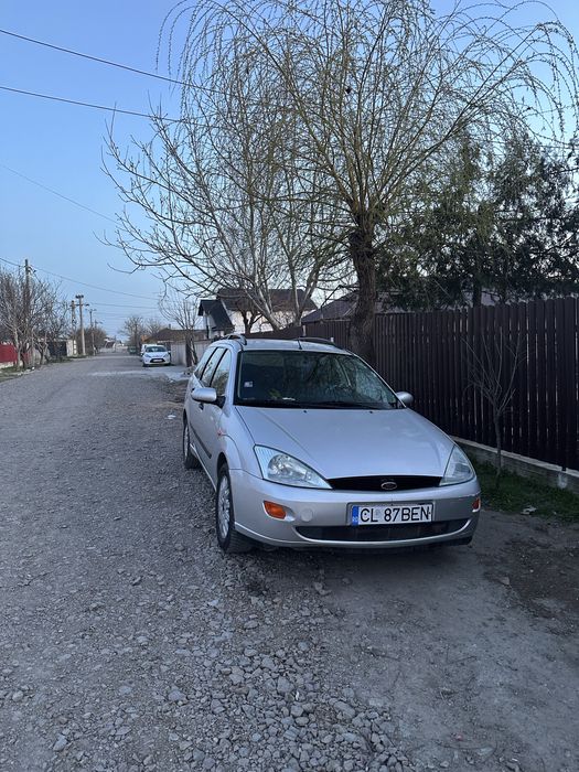 Ford Focus 1.6 benzină, an 2000 stare bună / întreținută/ Itp valabil