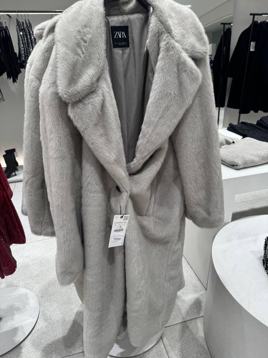 Продается шуба с зары