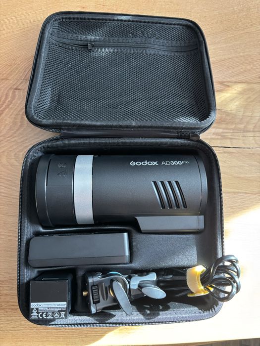 Godox AD300 Pro