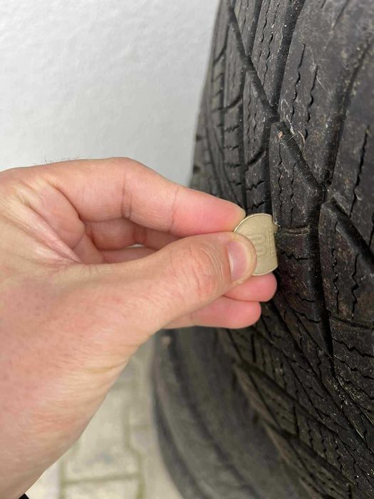 Set 4 Anvelope iarna Goodyear Ultragrip 245 45 r18 BMW