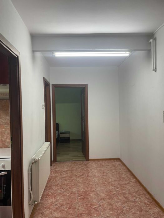Babes, ap.2 camere dec ,etaj 1, mobilat partial,utilat, chirie 280 eur