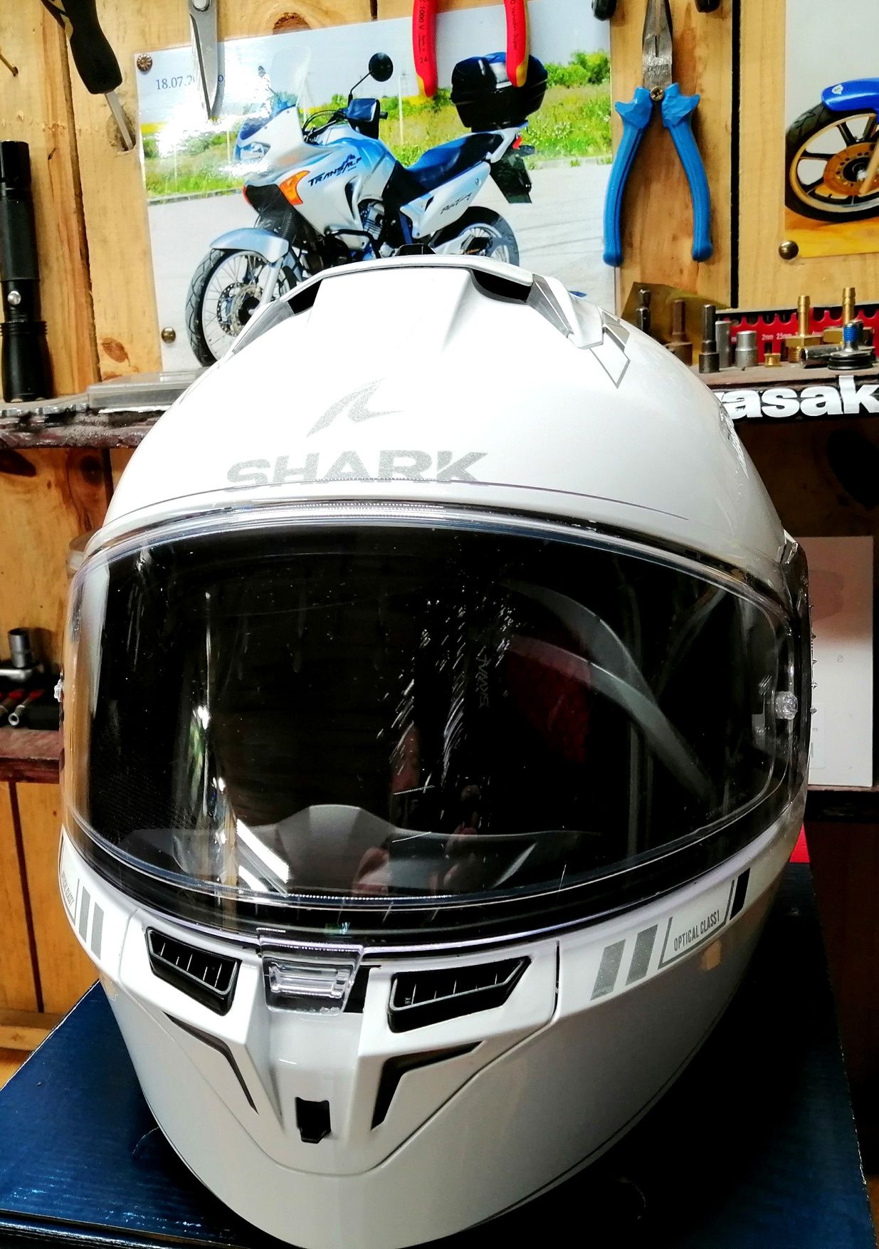 Каска за мотор shark skwal i3
