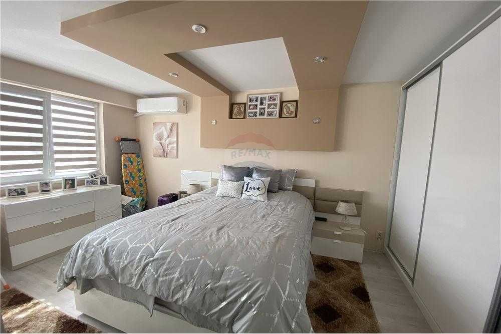 Продава се Двустаен апартамент в Разград, Бели Лом - 63 кв.м за 1660 €/кв.м - Снимка #2